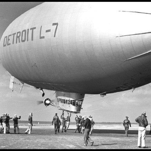 L7: Detroit [ Record ]